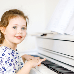 Beginner Piano (instrumental ) sheets to use alongside Stave House method